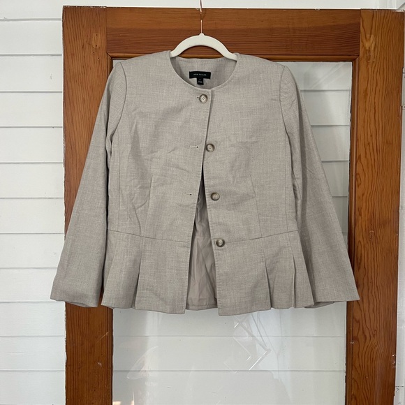 Ann Taylor Light Gray Women's Blazer - Picture 1 of 3